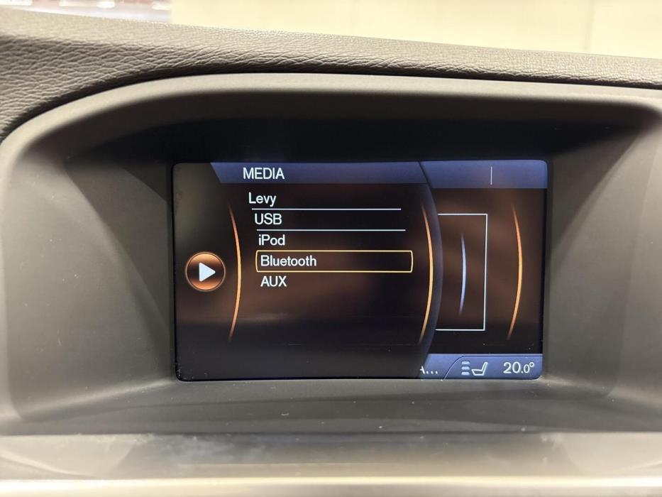 VOLVO S60 2012