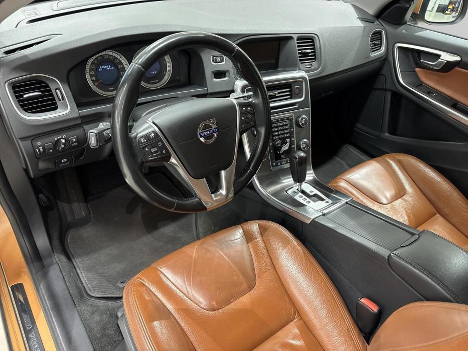 VOLVO S60 2012