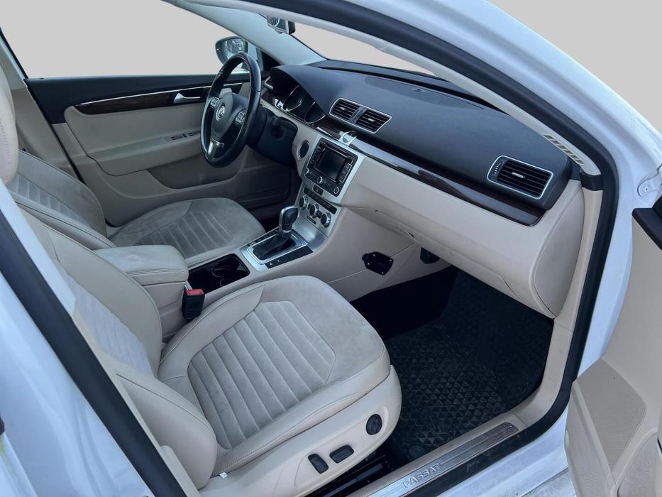 VOLKSWAGEN Passat 2015