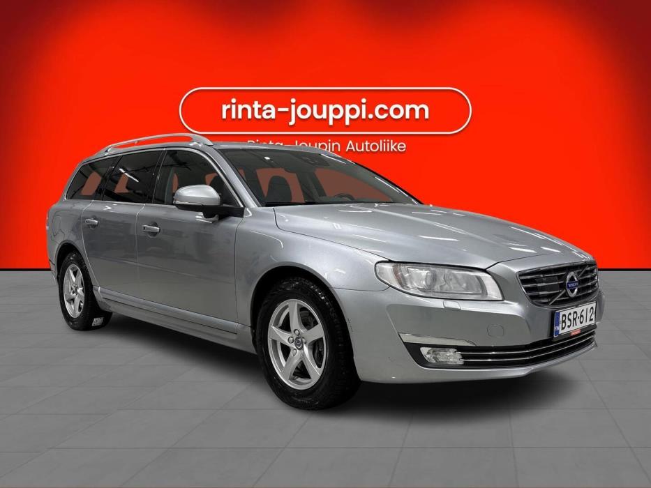 VOLVO V70 2015