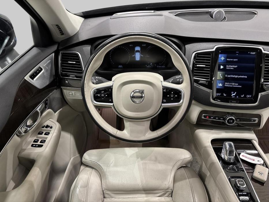VOLVO XC90 2016