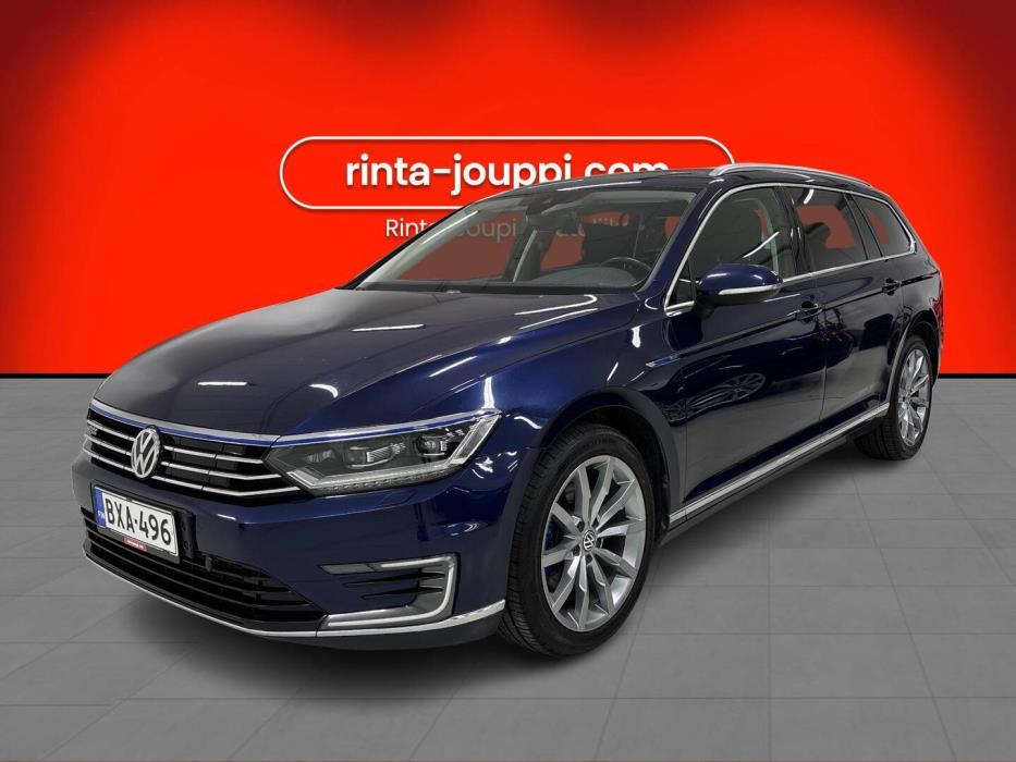 VOLKSWAGEN Passat 2018