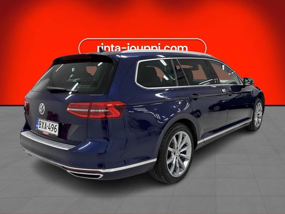 VOLKSWAGEN Passat 2018