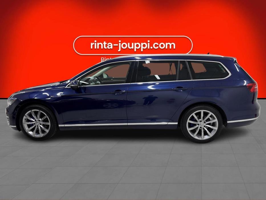 VOLKSWAGEN Passat 2018