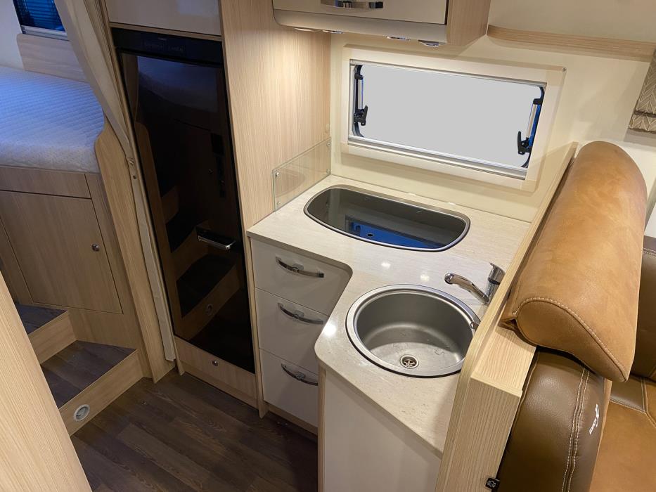 BÜRSTNER IXEO TIME IT 726G 2019