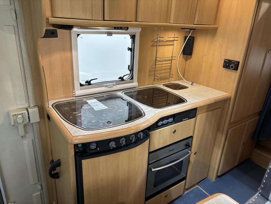 DETHLEFFS ESPRIT I 5880 2002