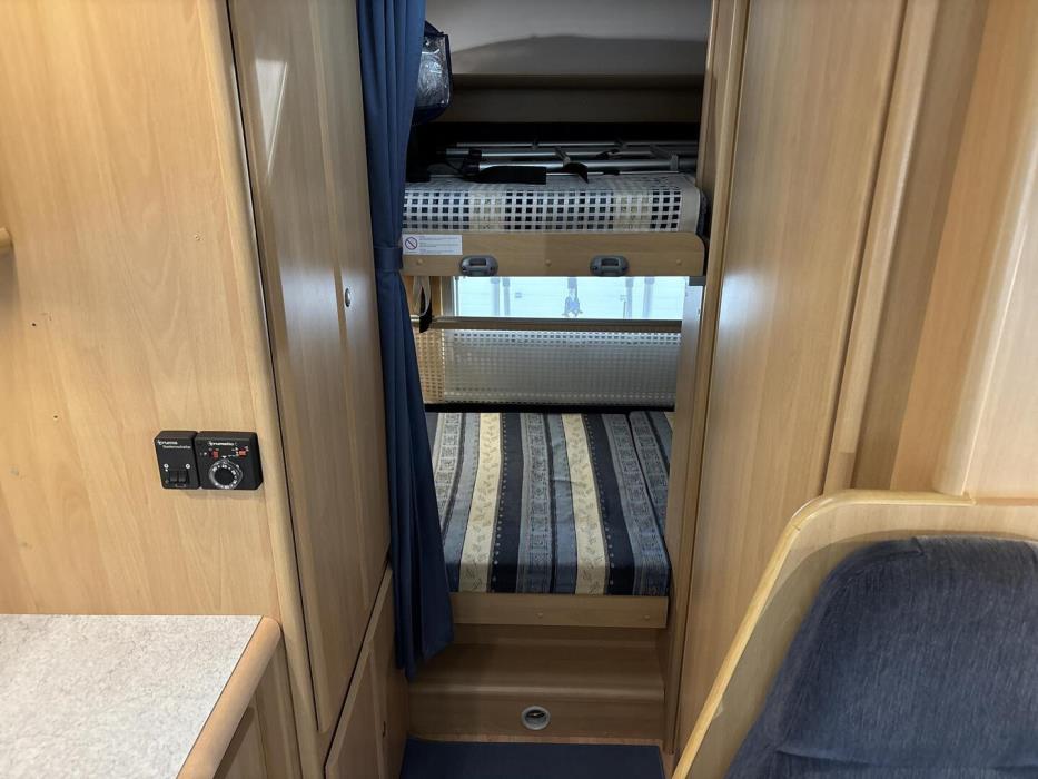 DETHLEFFS ESPRIT I 5880 2002