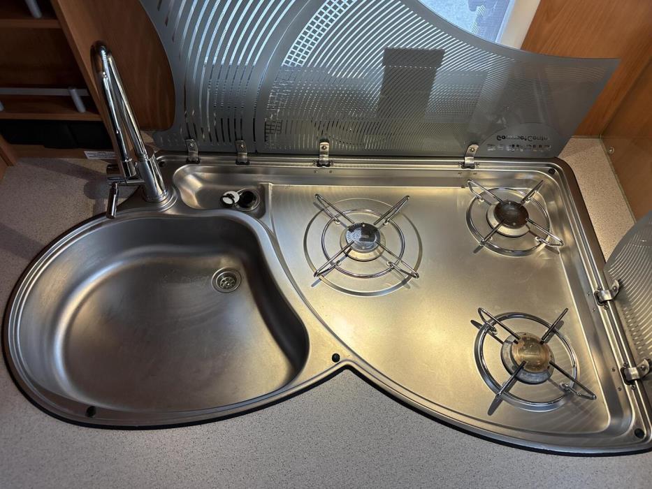 DETHLEFFS ADVANTAGE T6501 2008