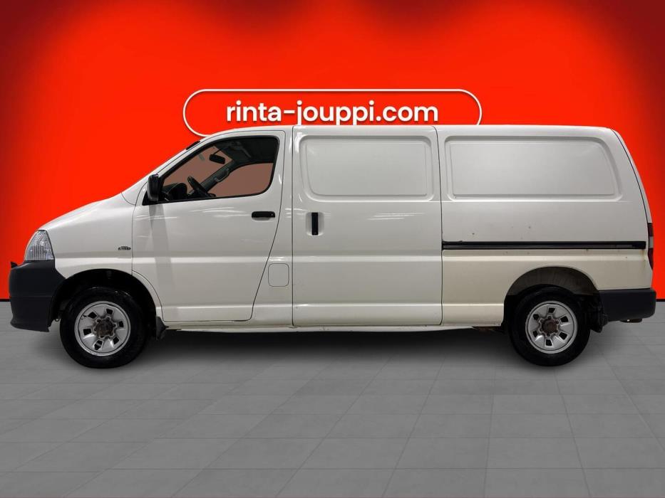 TOYOTA Hiace 2012