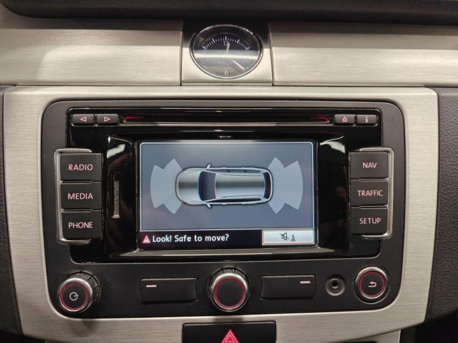 VOLKSWAGEN Passat 2014