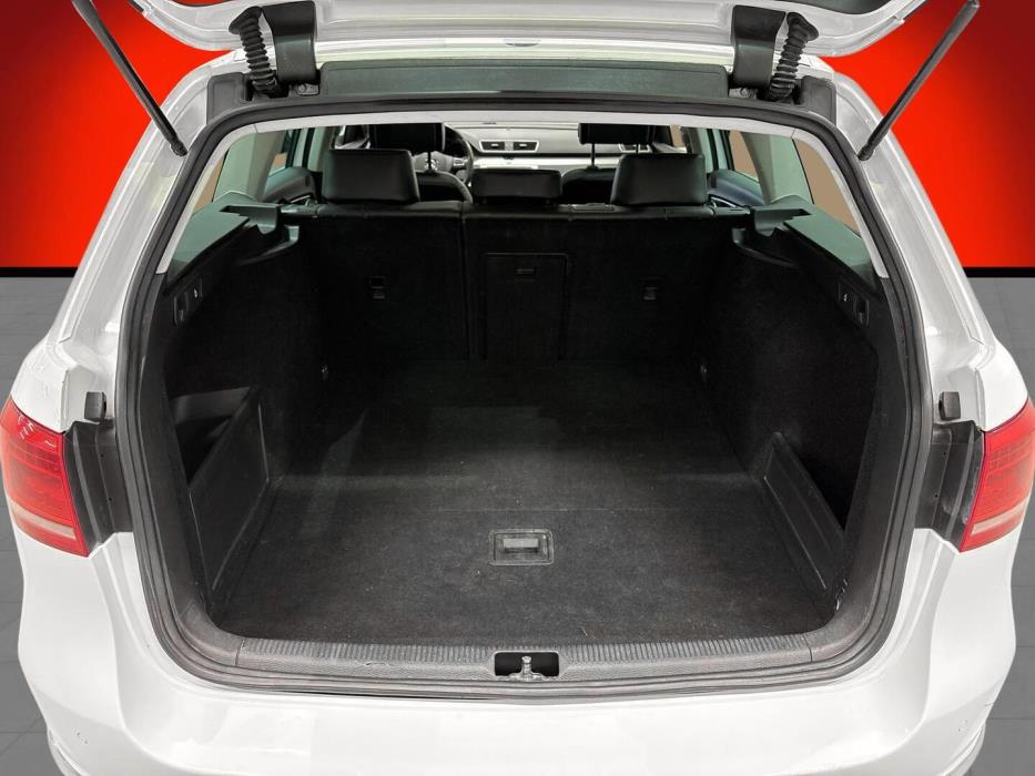 VOLKSWAGEN Passat 2014