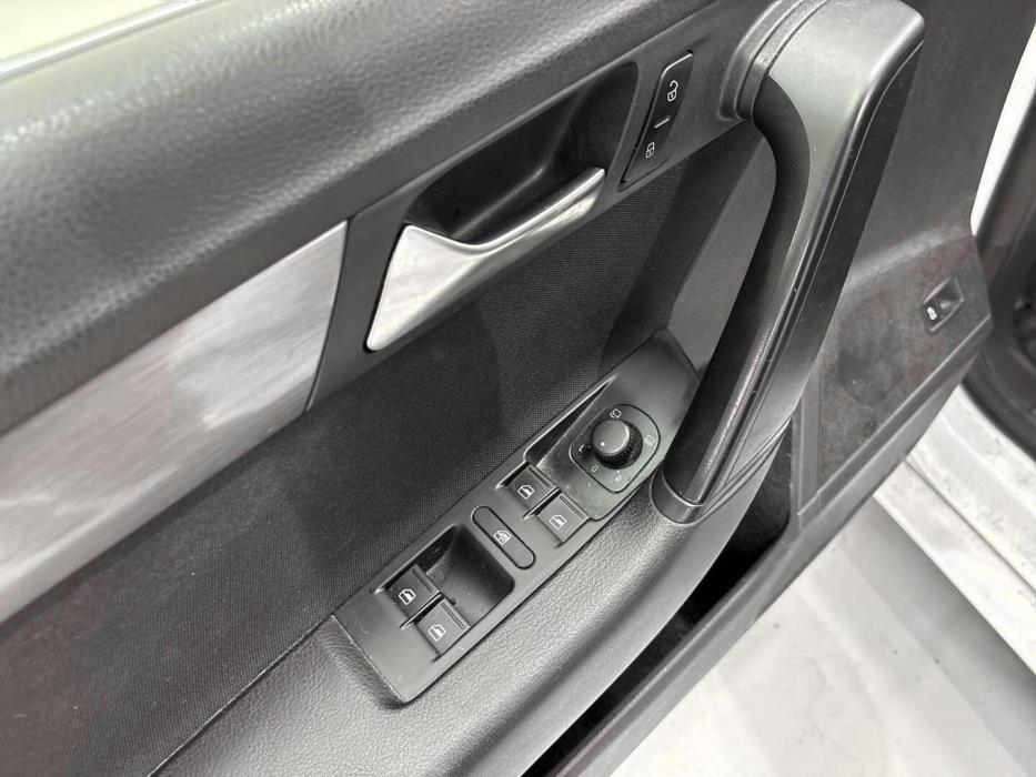 VOLKSWAGEN Passat 2014