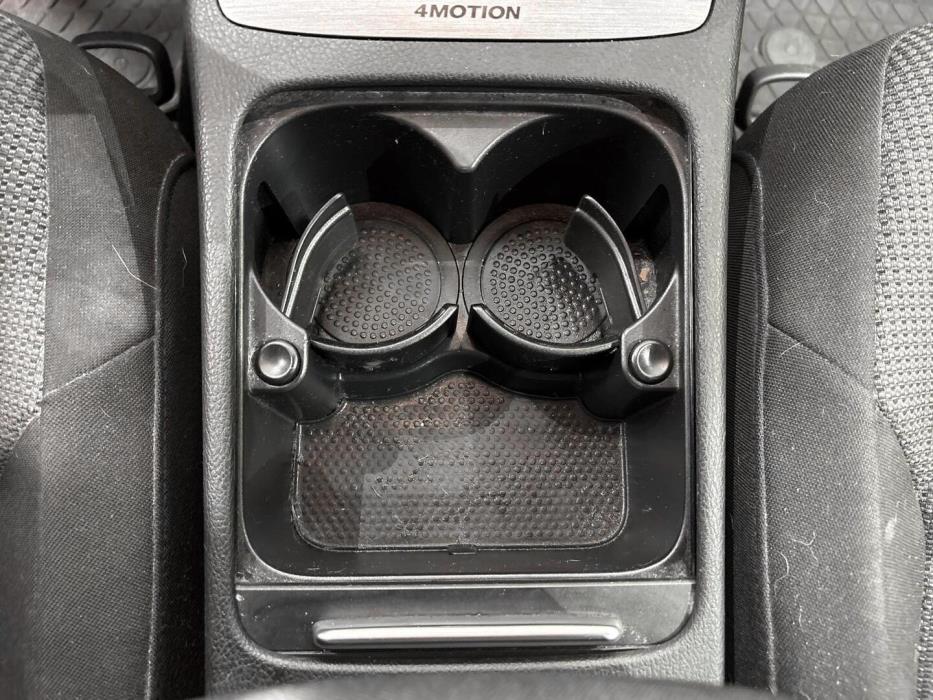 VOLKSWAGEN Passat 2014