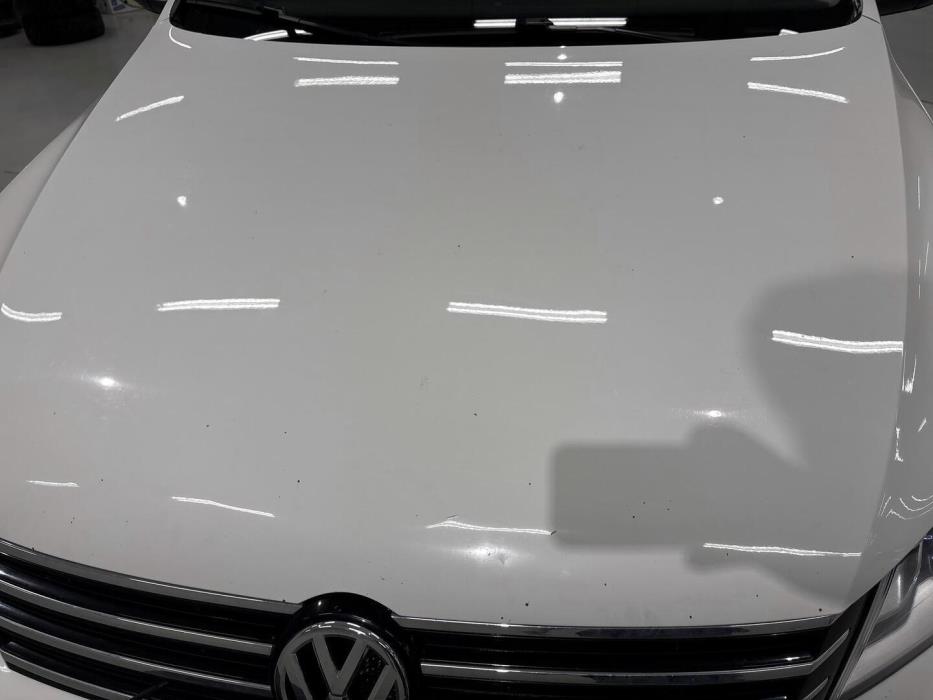 VOLKSWAGEN Passat 2014