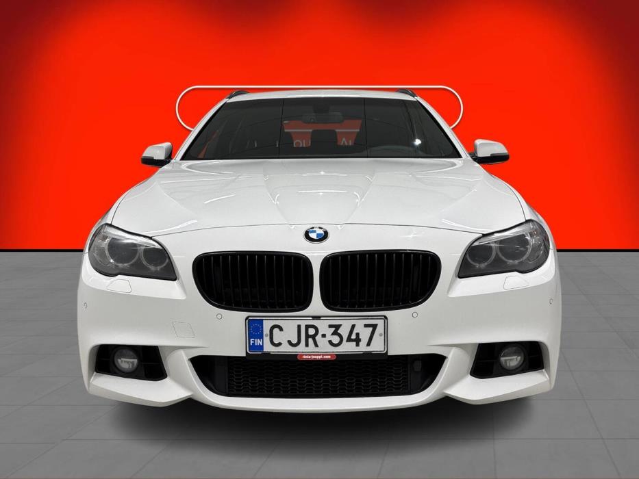 BMW 520 2015