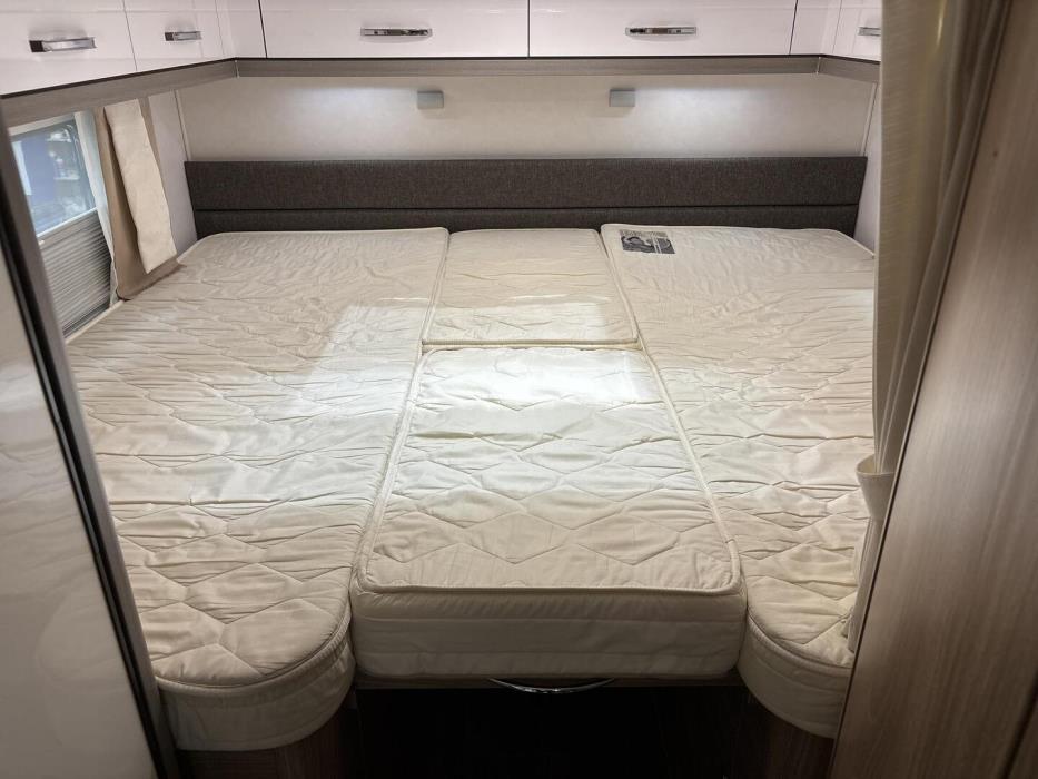 BÜRSTNER Aviano I 6903 2016