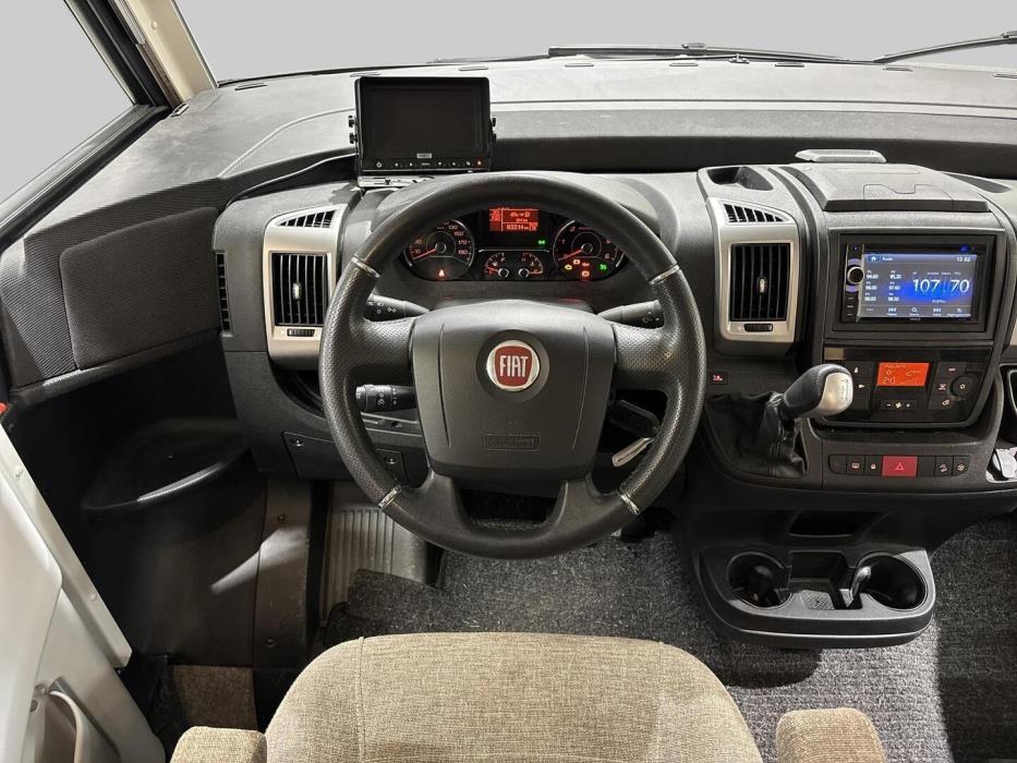 BÜRSTNER Aviano I 6903 2016