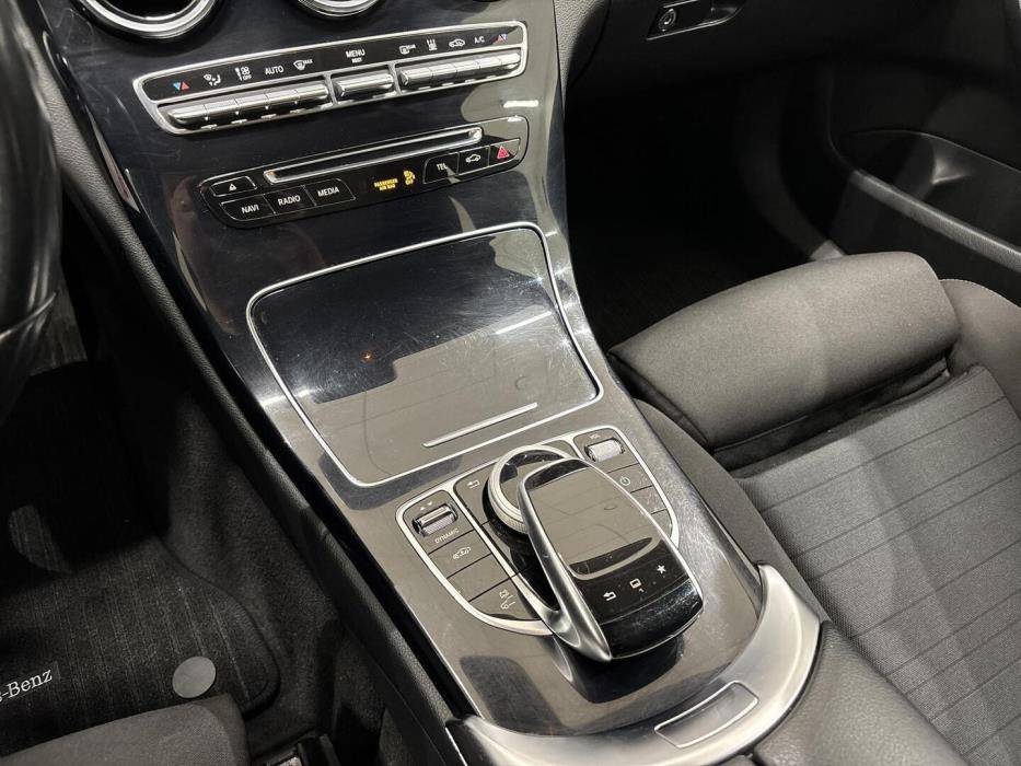 MERCEDES-BENZ C 2015