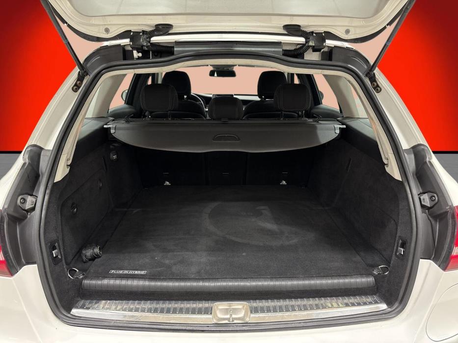 MERCEDES-BENZ C 2015