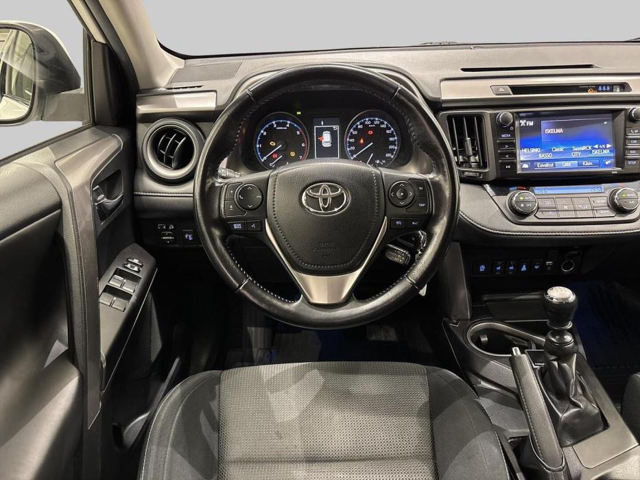 TOYOTA RAV4 2016