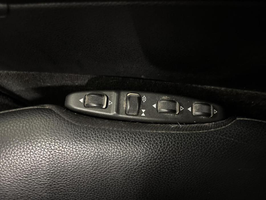 MERCEDES-BENZ C 2009