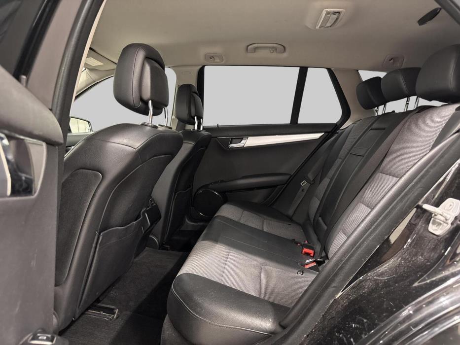 MERCEDES-BENZ C 2009