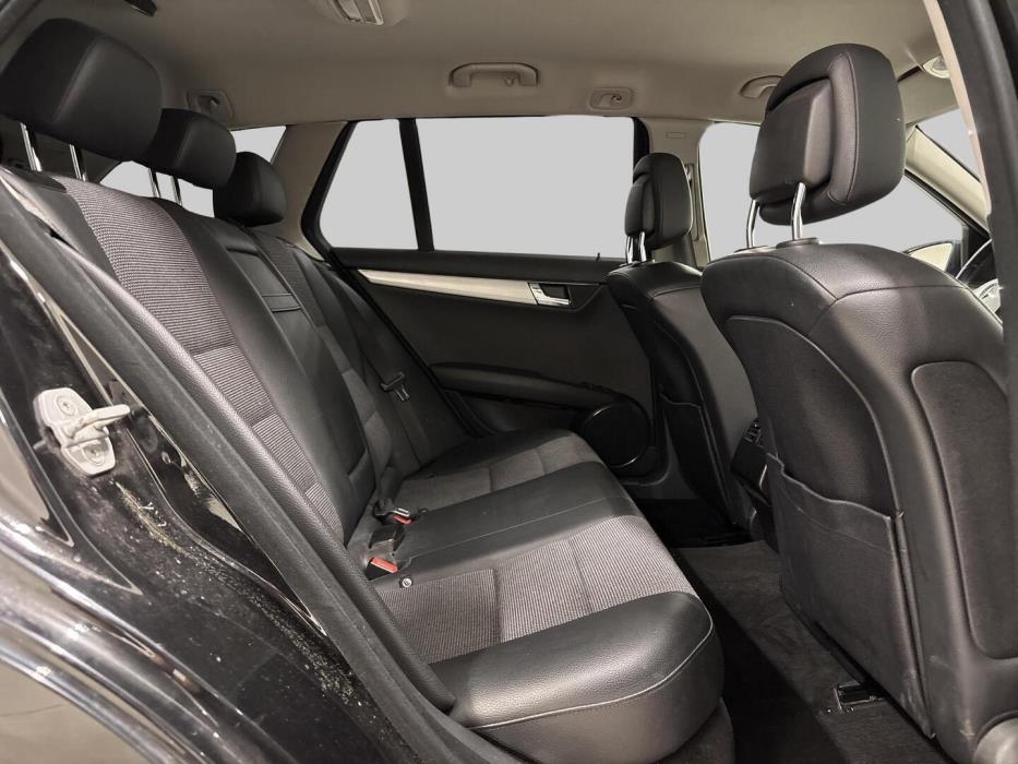 MERCEDES-BENZ C 2009