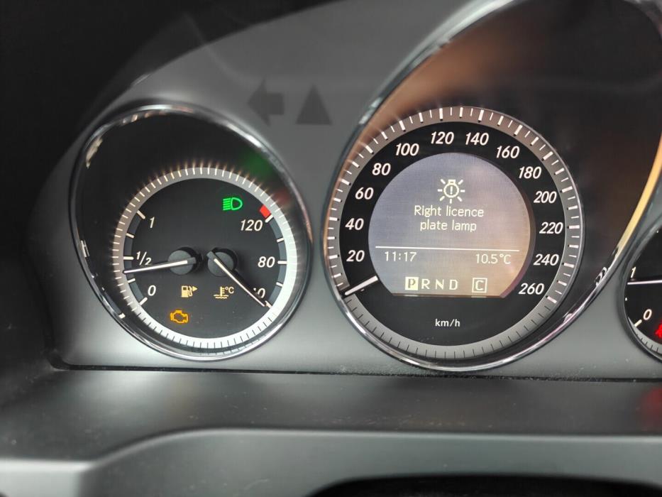 MERCEDES-BENZ C 2009