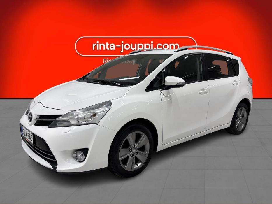 TOYOTA Verso 2015