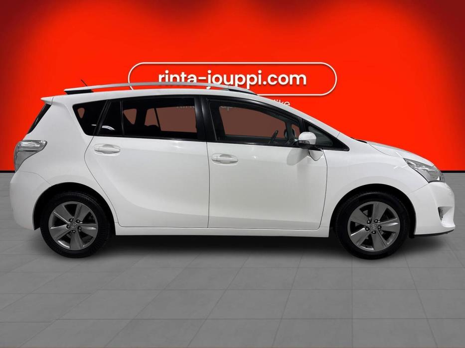 TOYOTA Verso 2015