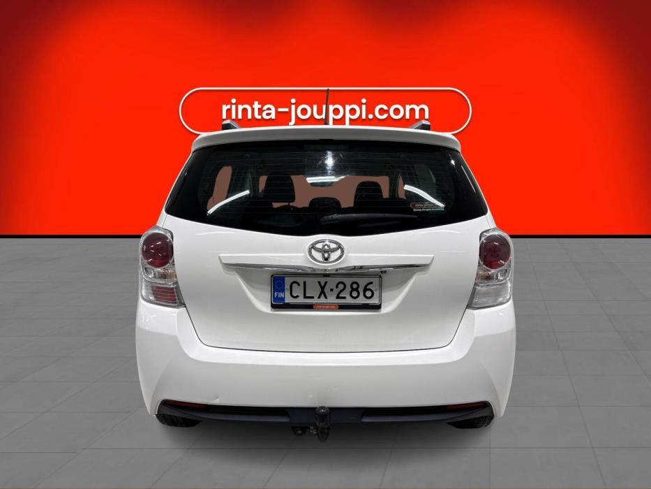 TOYOTA Verso 2015
