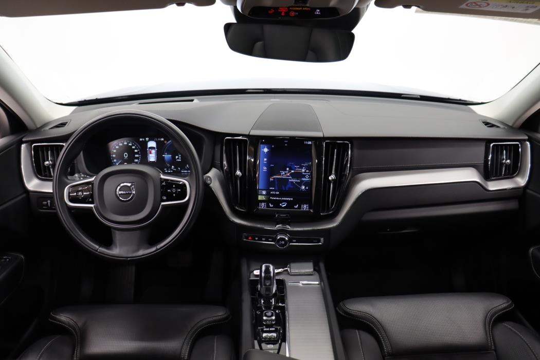 VOLVO XC60 2019