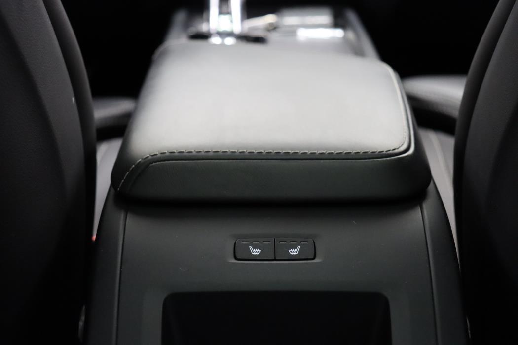 VOLVO XC60 2019