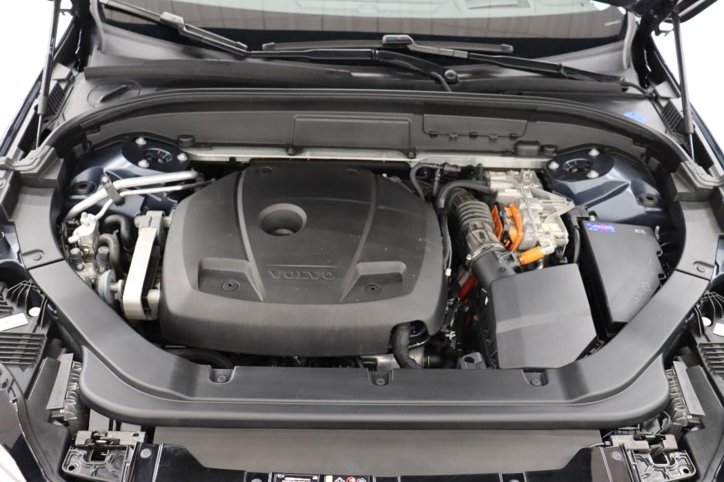 VOLVO XC60 2019