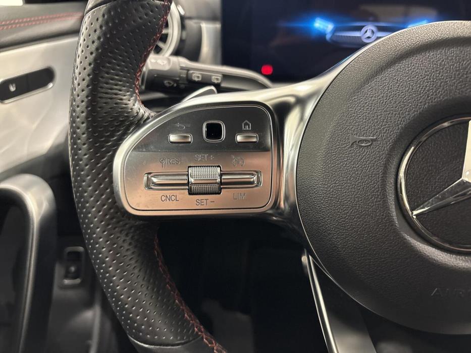 MERCEDES-BENZ CLA 2023