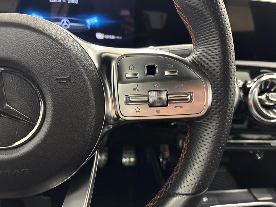 MERCEDES-BENZ CLA 2023