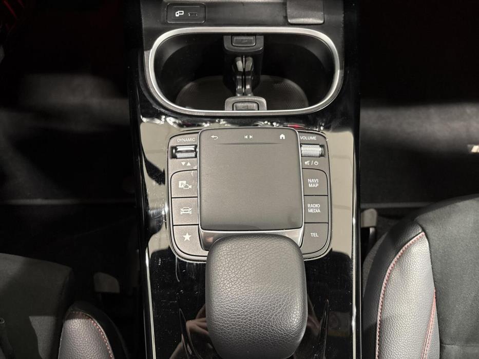 MERCEDES-BENZ CLA 2023