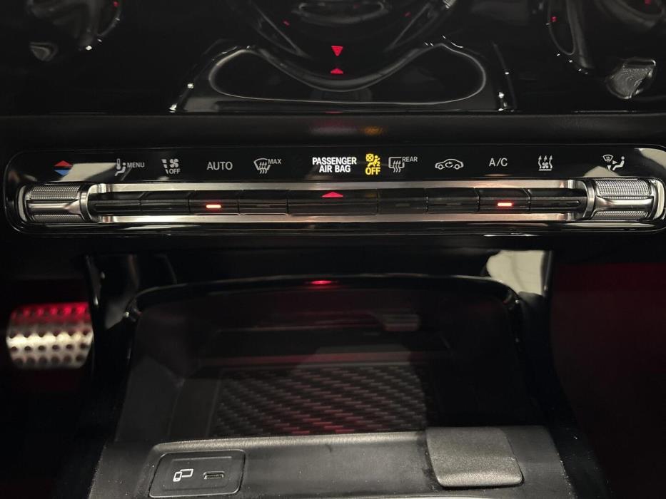 MERCEDES-BENZ CLA 2023
