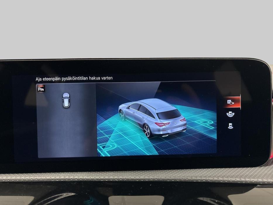 MERCEDES-BENZ CLA 2023