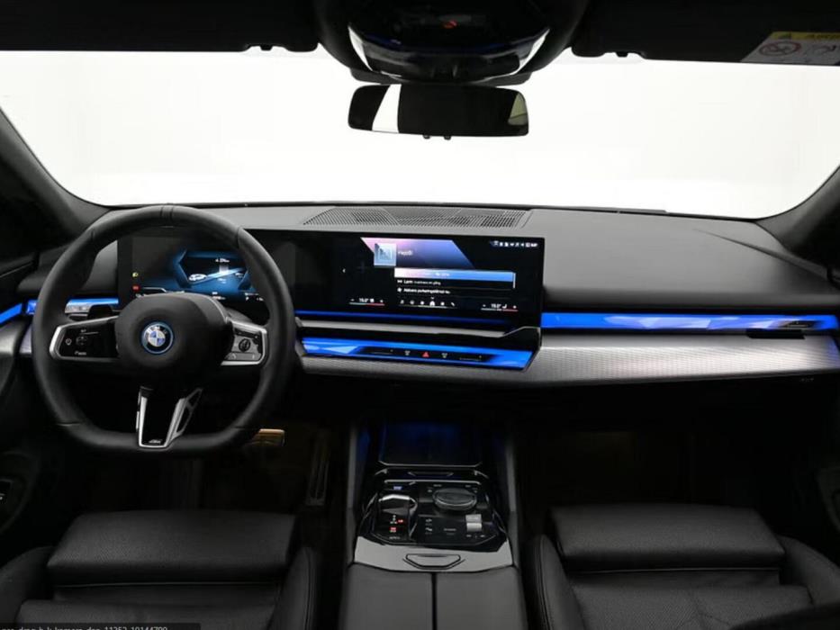 BMW I5 2025