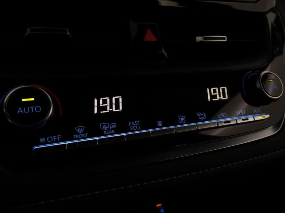 TOYOTA COROLLA 2020