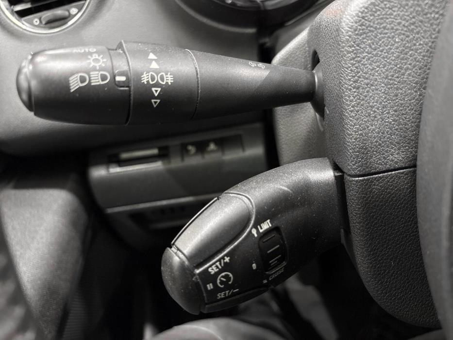 PEUGEOT 5008 2010