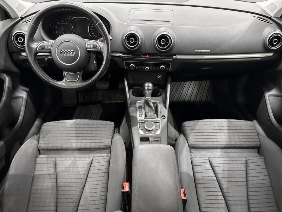 AUDI A3 2015