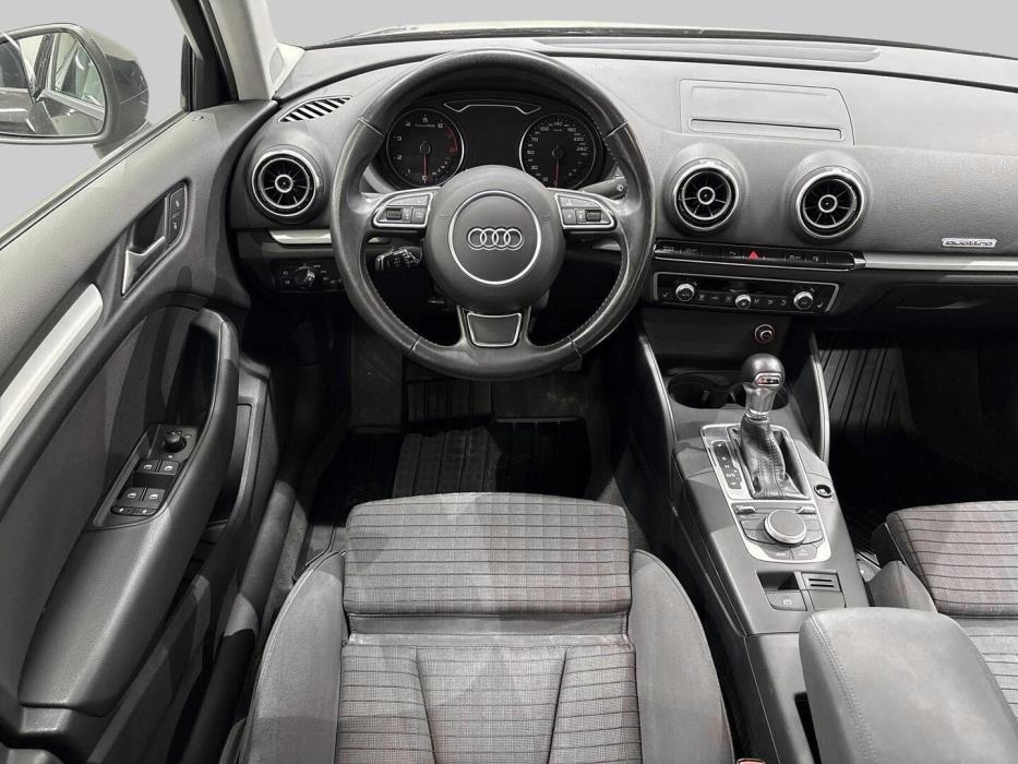 AUDI A3 2015