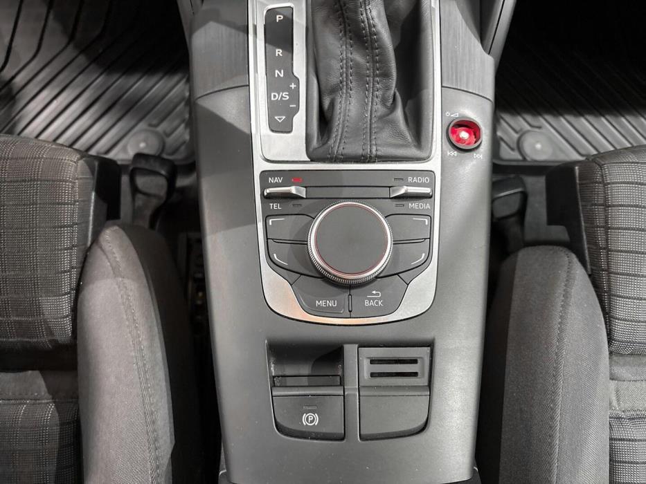 AUDI A3 2015