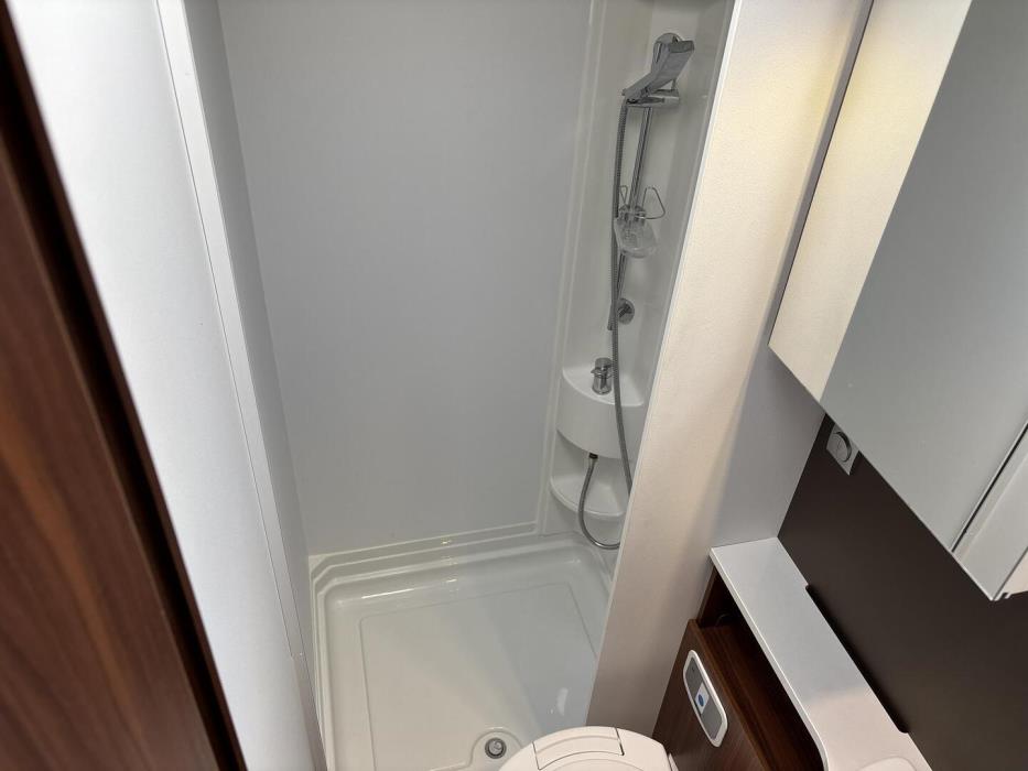 ADRIA MATRIX 650 SF 2016