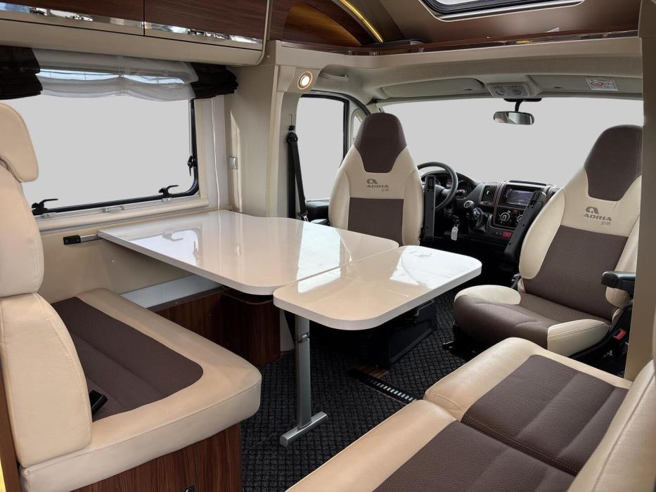 ADRIA MATRIX 650 SF 2016