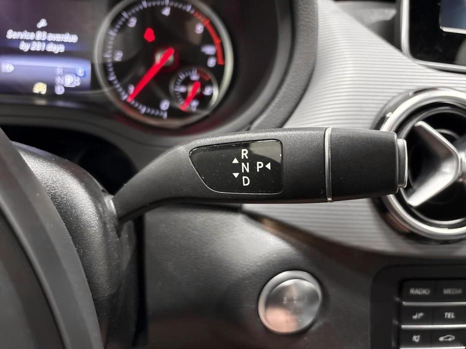 MERCEDES-BENZ B 2017