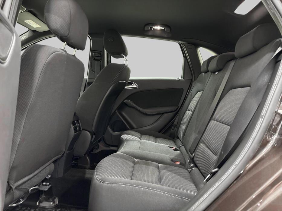 MERCEDES-BENZ B 2017