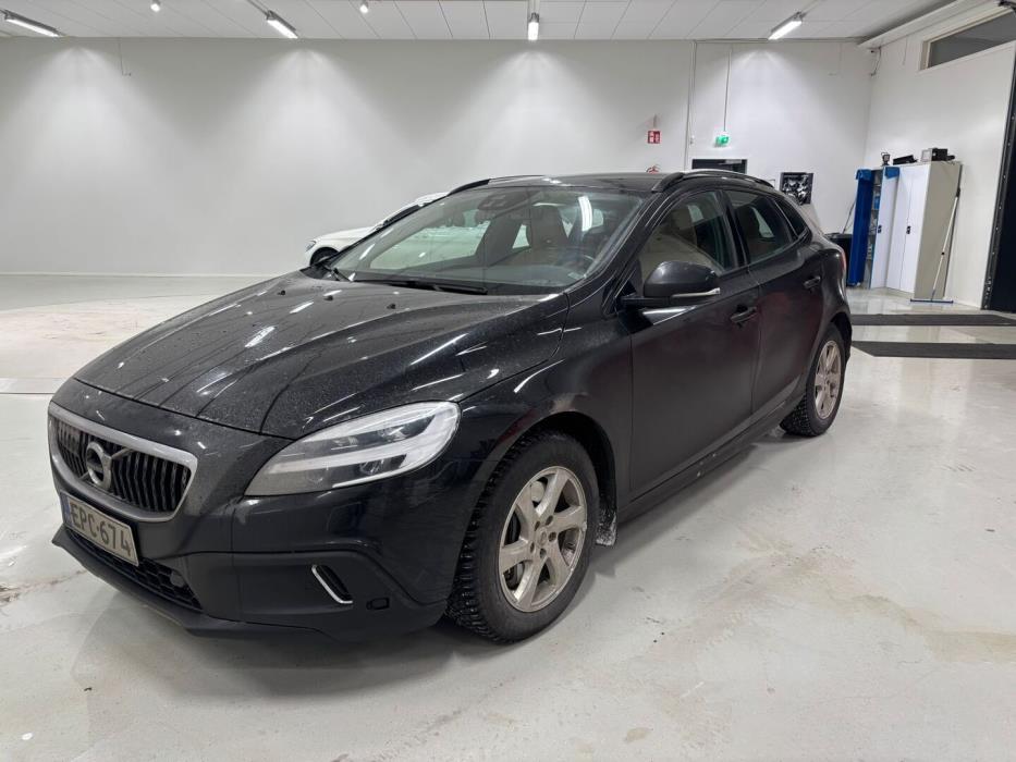 VOLVO V40 Cross Country 2018